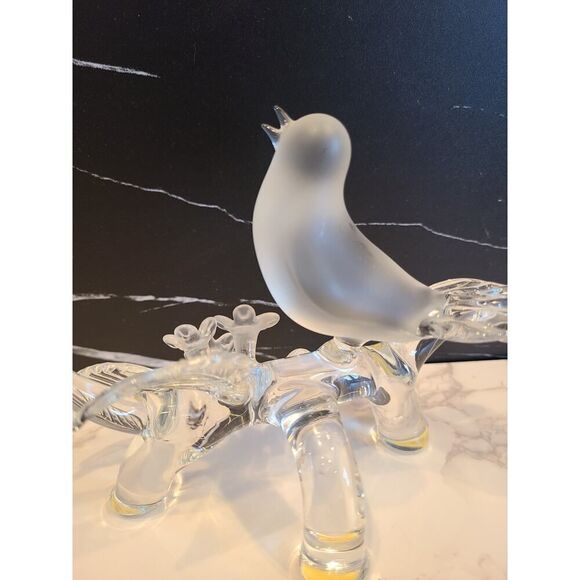 Blown Glass Frosted Bird on Clear Perch w Flowers & Leaves Artist Signed EUC - Picture 5 of 10